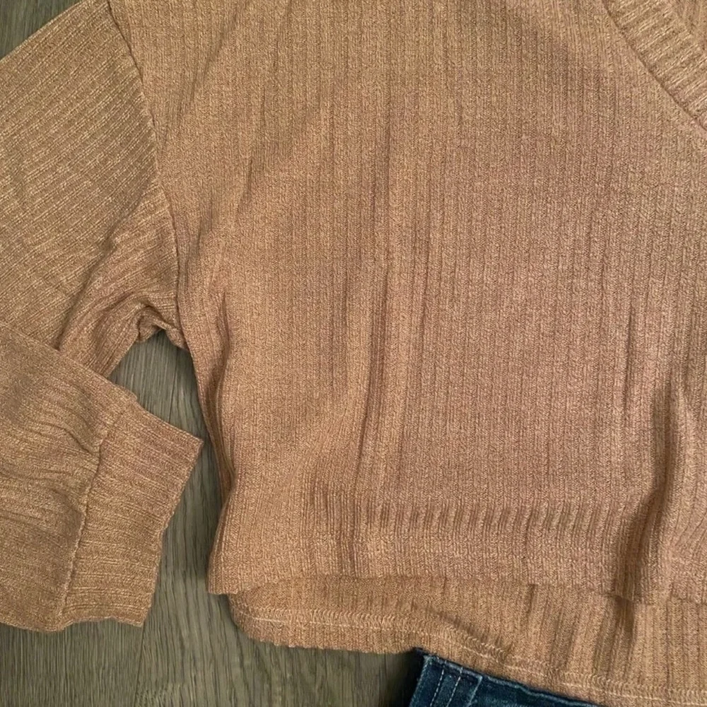 Cropped Tan Ribbed Knit Sweater - Picture 7 of 7
